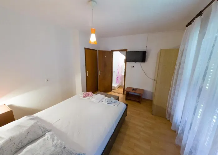 Apartamento Ivanka Ap A Sa Grijanim Bazenom I Besplatnim Parkingom