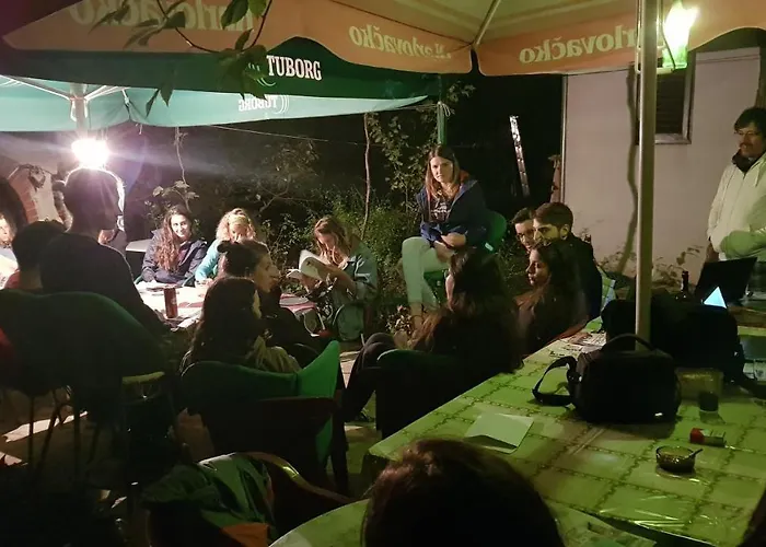 Ivanka Ap A Sa Grijanim Bazenom I Besplatnim Parkingom Муртер